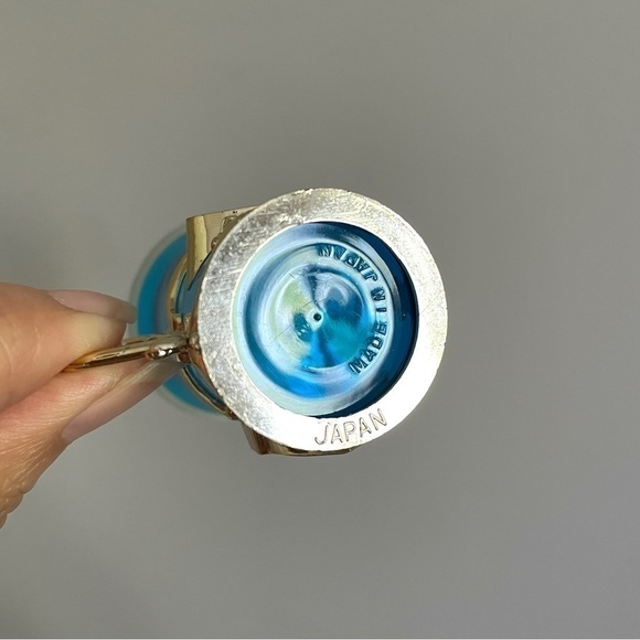 Vintage Hawaii Red Blue Plastic Salt & Pepper Shakers - made in Japan 🇯🇵 - Picture 7 of 11